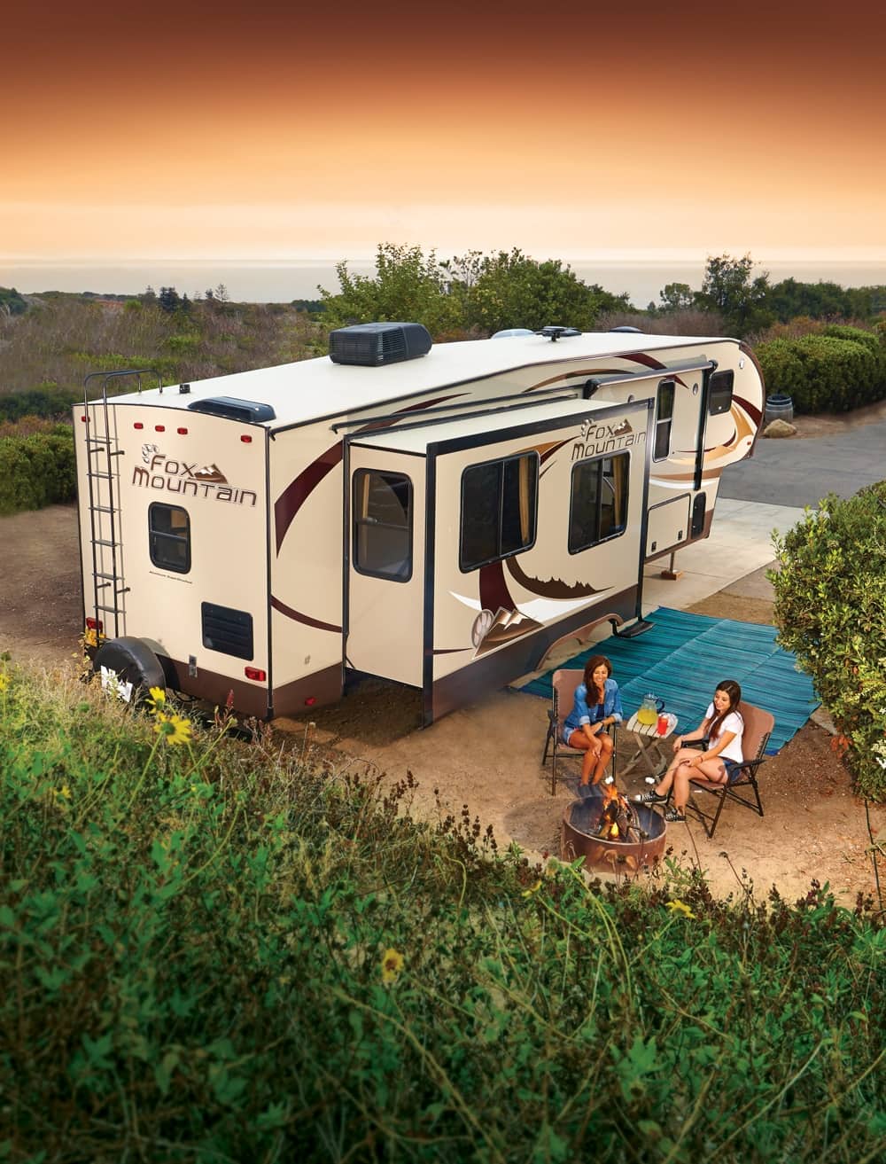 small 5th wheel travel trailers