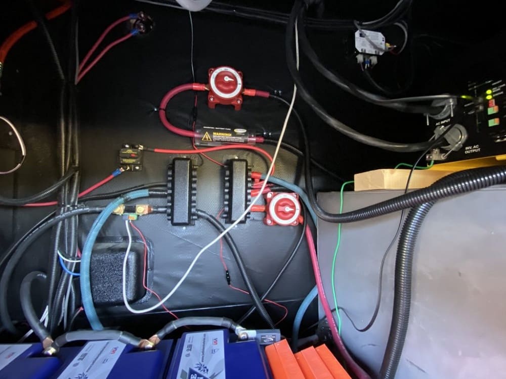 12 volt battery disconnect switch