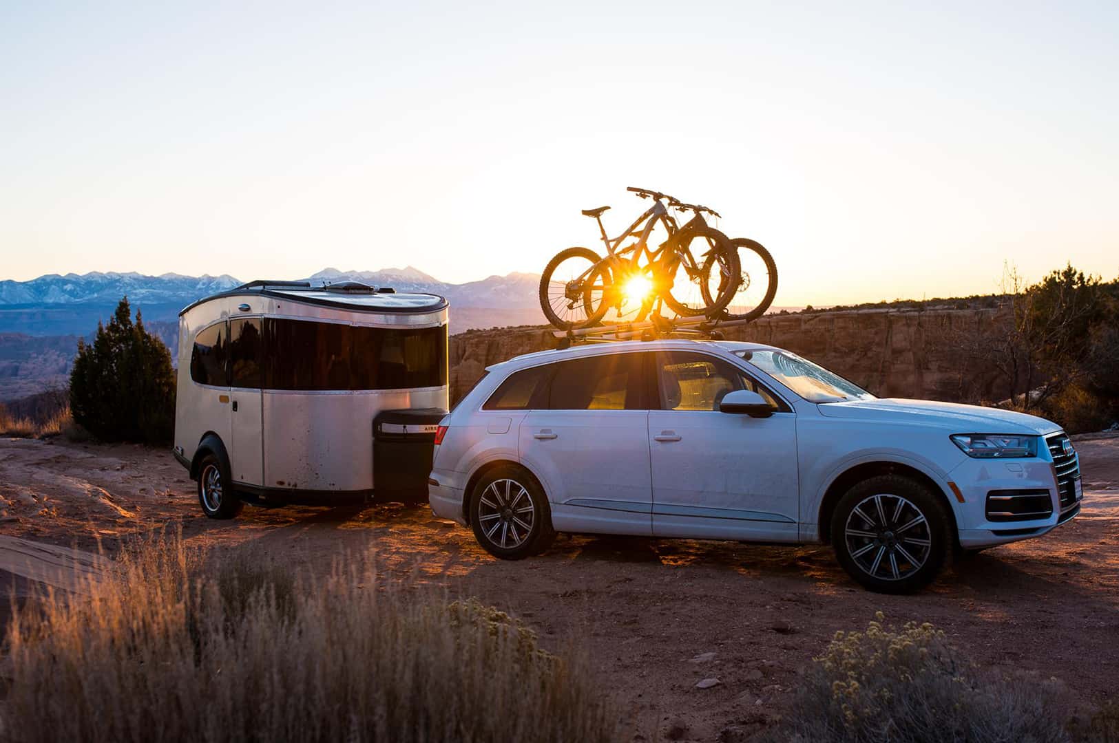 best suv for towing travel trailer