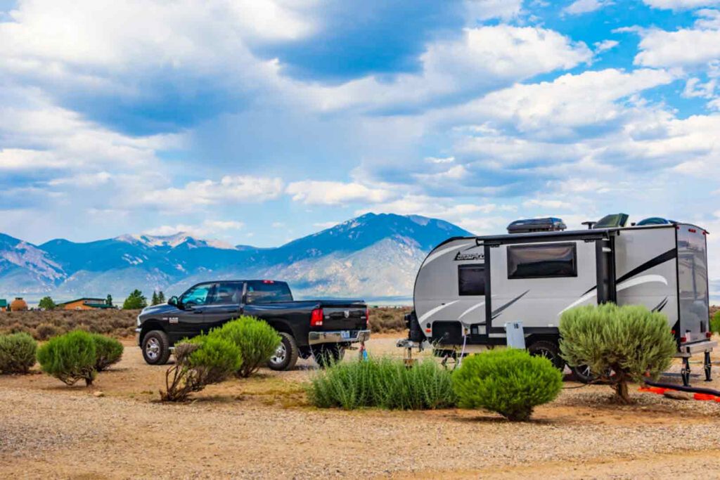 15+ Best Travel Trailers With Twin Beds To Buy In 2021
