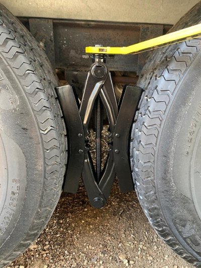The Best Wheel Chocks for RV In 2022 [Reviews and Buying Guide] 1