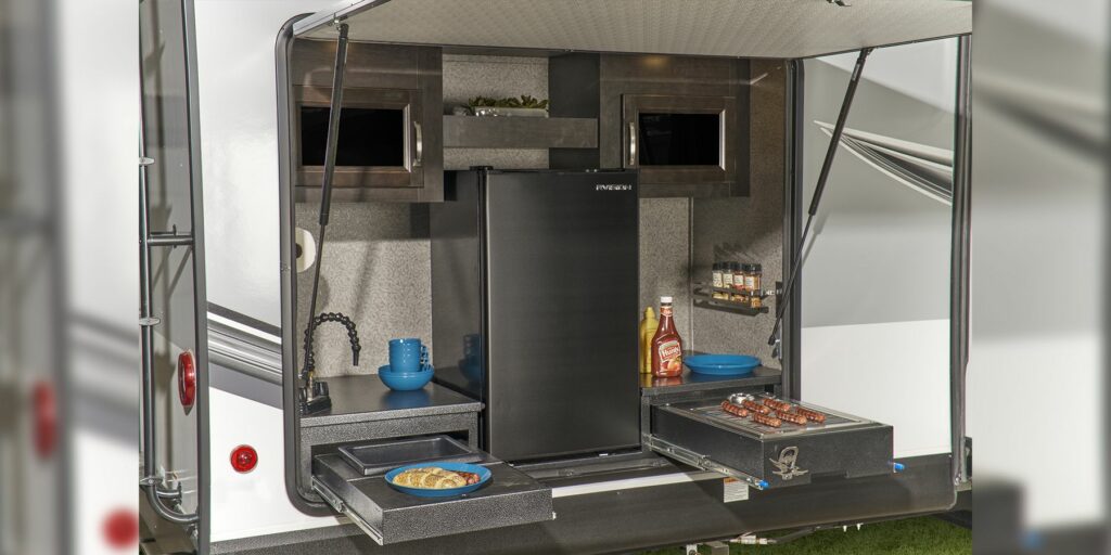 The Best Travel Trailer Brands On the Market in 2022 (With Pictures, Floor Plan and Prices) 3