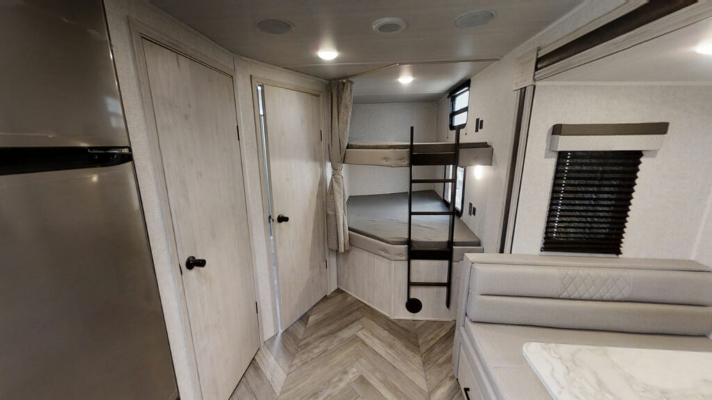 The 8 Best 3 Bedroom RVs and Travel Trailers on the Market (With Videos and Pricing) 4