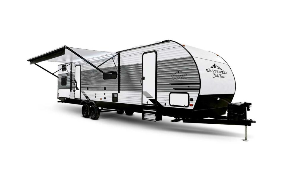 The 8 Best 3 Bedroom RVs and Travel Trailers on the Market (With Videos and Pricing) 1