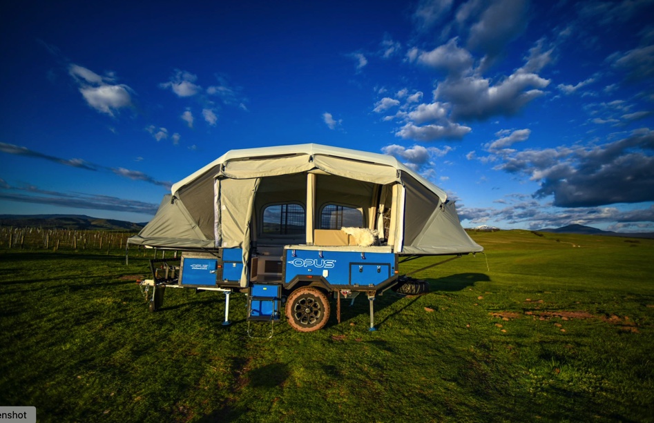 The Best 9 Small and Lightweight Pop Up Campers (With Pricing, Pictures, Floor Plans, etc) 44