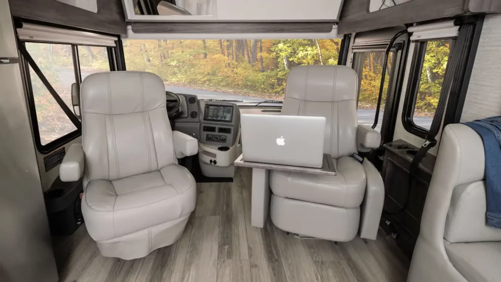 The 8 Best 3 Bedroom RVs and Travel Trailers on the Market (With Videos and Pricing) 53