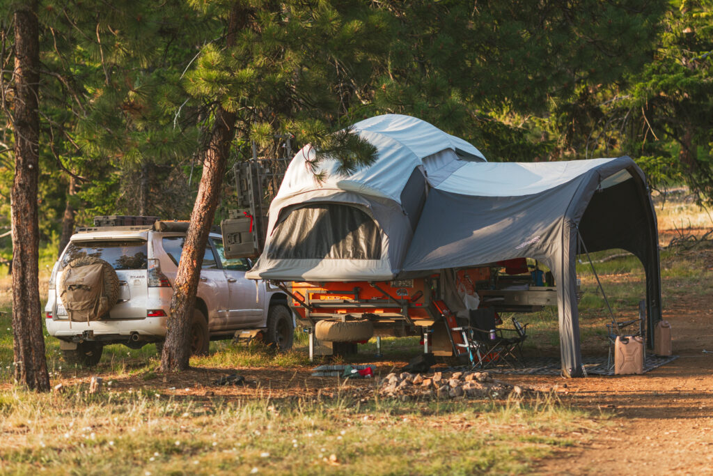 The Best 9 Small and Lightweight Pop Up Campers (With Pricing, Pictures, Floor Plans, etc) 40