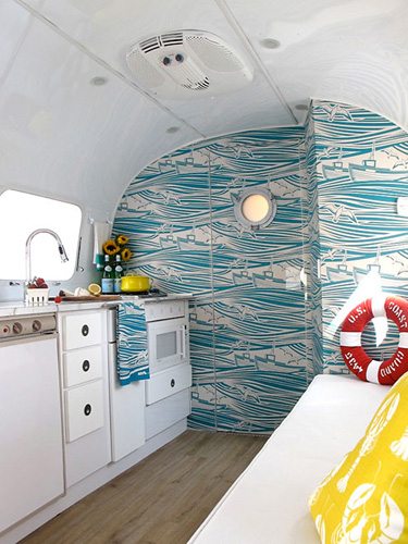 25 Beautiful RV Decorating Ideas (for Interior, bedroom, kitchen, etc) 117