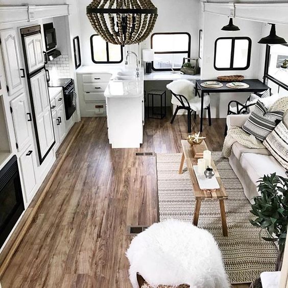 25 Beautiful RV Decorating Ideas (for Interior, bedroom, kitchen, etc) 50