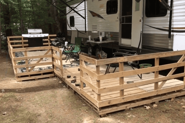 Top Travel Trailer and RV Deck Ideas + How to Build Your Own 19